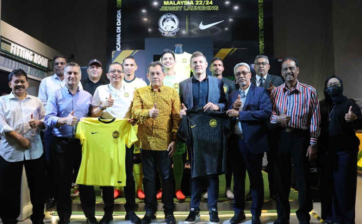 251117195924-tmj-j.jpg